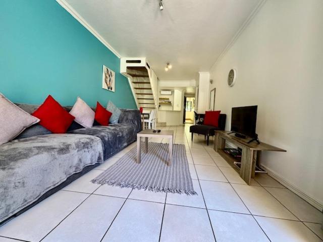 3 Cormoran, Umhlanga Apartment *